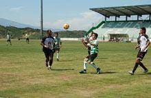 Sporting da Covilhã empata com Paços no
primeiro jogo