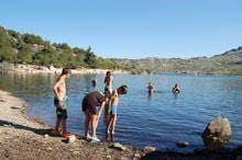 Praia fluvial mais alta do país atrai
centenas em Agosto