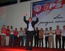 “Zézé” não resistiu a “maratona” de
discursos
