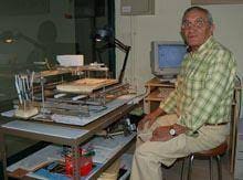 Criador concebe máquina para deficientes
motores