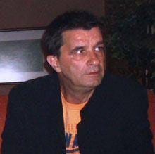 «Para além do Ministério da Cultura, tem
sido dificil conseguir outros apoios»