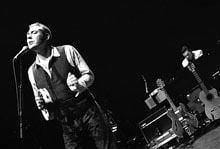 Tindersticks e Vinicio Capossela na nova
        temporada do TMG