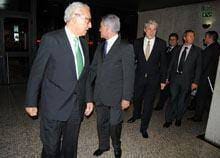 Almeida Santos dá nome à sala da Assembleia
Municipal