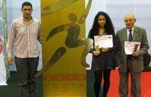 Escola e aluna premiadas