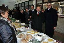Todos juntos à volta do Queijo Serra da
Estrela