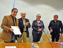 «Não é o poeta mais necessário do que
        nunca?»