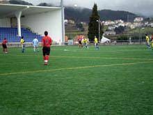 “Tomba gigantes” da ronda anterior goleado
        nos quartos-de-final