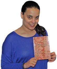 «Este livro é o resultado de uma
        auto-análise através da escrita»