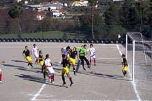 Excelente jogo de futebol