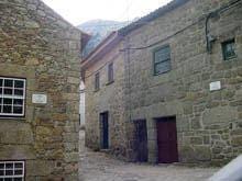 Distrito tem 41 freguesias com menos de 100
        habitantes