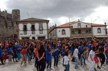 “Flash mob” contra o cancro na Praça Velha
