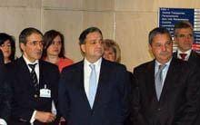 Ministro garante maternidades a menos de uma
        hora de qualquer localidade