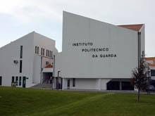 Congelamento de vagas traz «uma melhor
        gestão e organização»