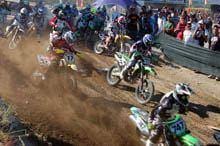 Fernão Joanes recebe prova do título do Nacional de motocrosse