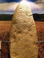 Estela com 3.000 anos descoberta na zona do
Fundão