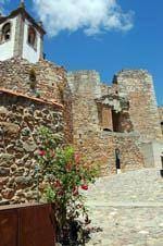 Desfile de moda na Aldeia Histórica de
        Castelo Rodrigo