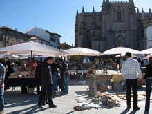 Feira de antiguidades e colecionismo na
Guarda