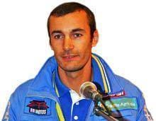 «O meu maior desafio é conseguir preparar e
        terminar o Rali Dakar 2013»