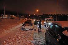 Queda de neve provoca “caos” rodoviário na
        Guarda