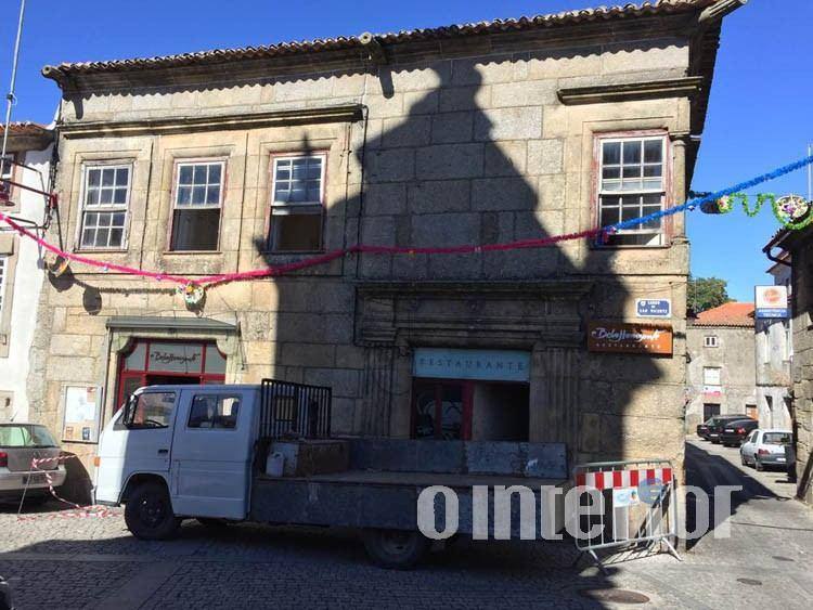 Já arrancaram as obras no restaurante do centro histórico consumido pelas chamas em setembro