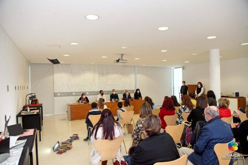 274668757 7945179315508212 2310903602042906939 N