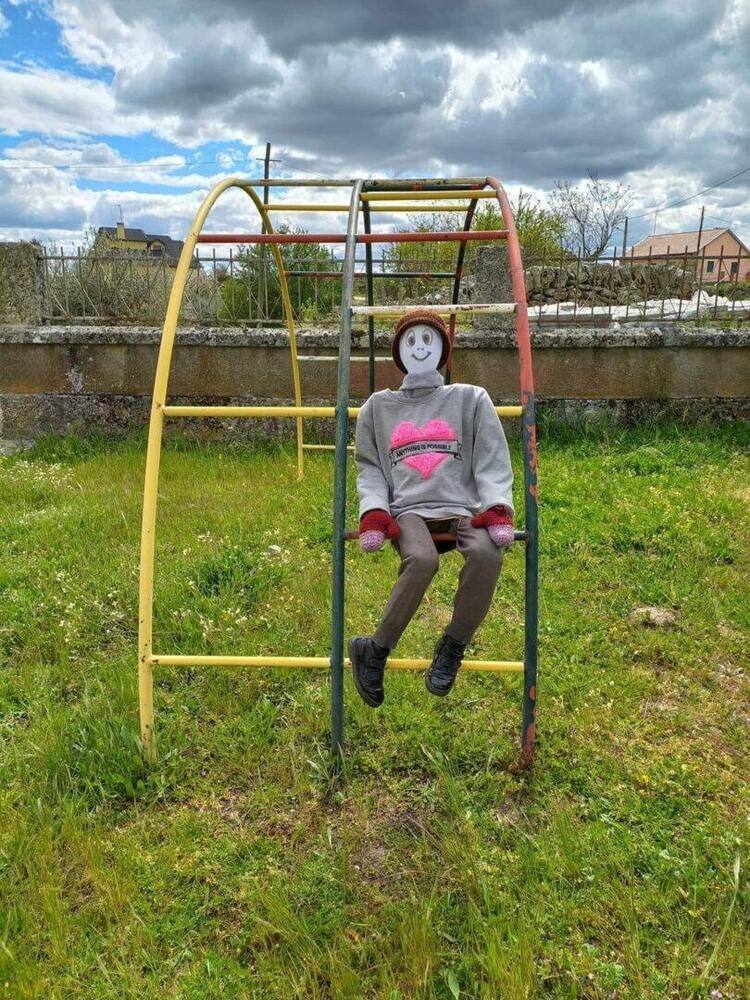 279352000 10223979137438801 5315020617511371664 N