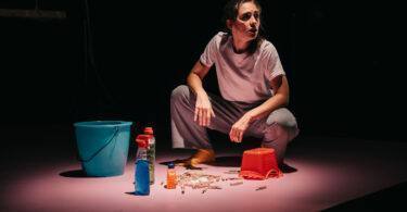 Monólogo De Uma Mulher Chamada Maria Com A Sua Patroa