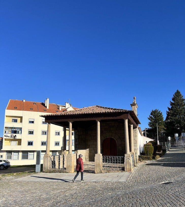 Capela Espirito Santo Fundao Portugal C2a9 Viaje Comigo