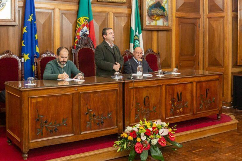 321959122 678579137395719 3555703452408833865 N