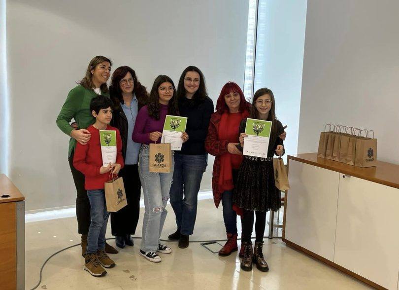 330932764 878709606726804 4576489632553416452 N (1)