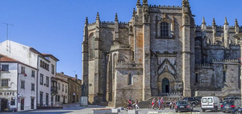 Catedral De Guarda Edited