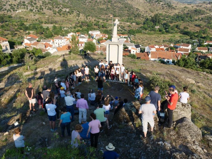 37258907 1170932863108910 6402291827256328192 N