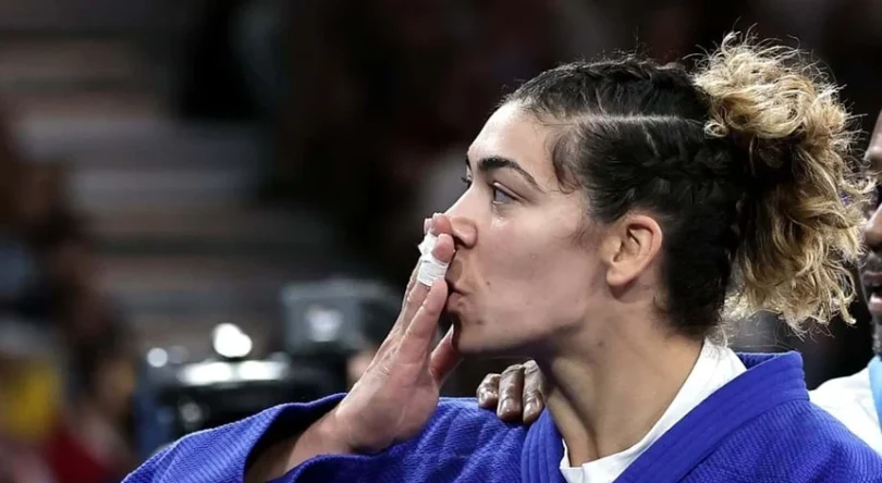 1ae0300c4b85ec76c5001592e6de81f5