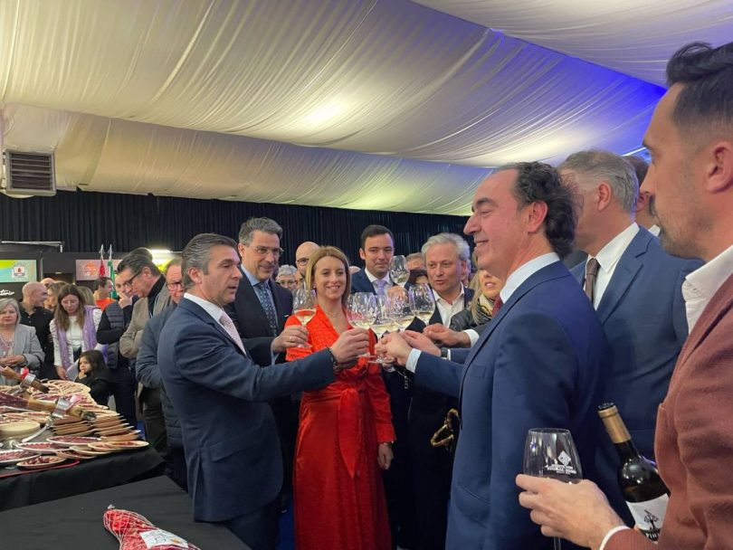 Whatsapp Image 2025 02 28 At 19.15.21 (1)