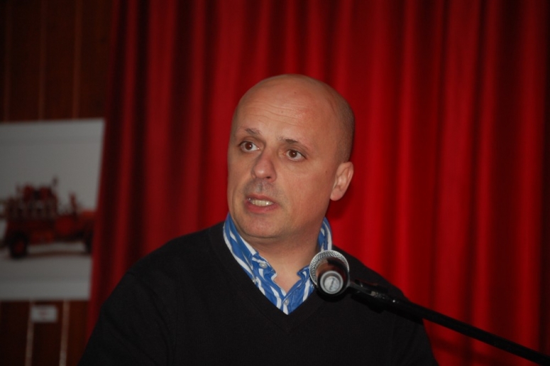 Ca9456ad89fef6c66a71b99b32dfe05e L