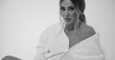 Gisela Joao By Manuel Abelho 1050x700