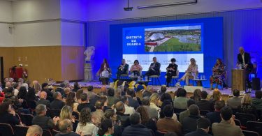 375d8fc6 C078 420b B14a Af95a7810b58