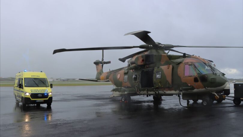 Img235011144bb74 Standard