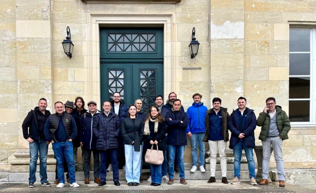 Consórcio do FRUCTHOR-IA discute competitividade do setor hortícola em França