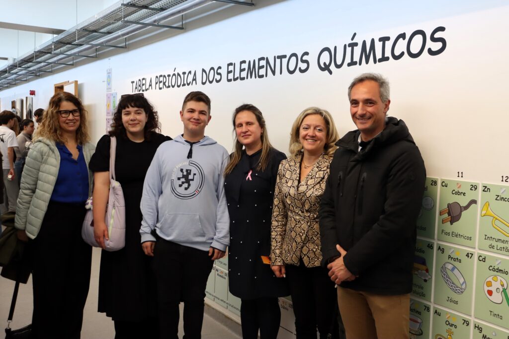 Escola Afonso de Albuquerque tem novo espaço dedicado à Ciência
