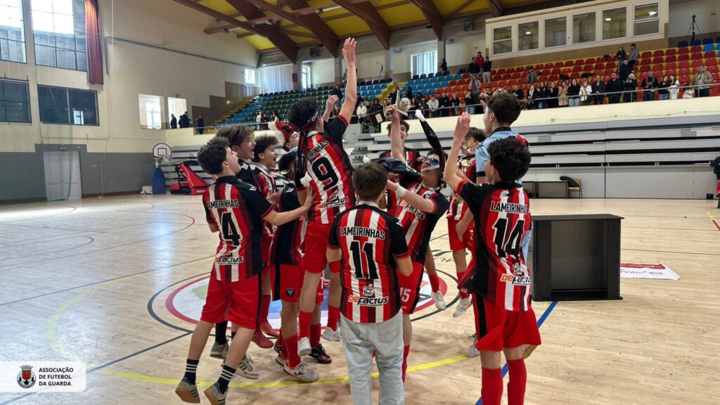 GDR Lameirinhas vence Liga Futsal Sub-15 Via Rápida