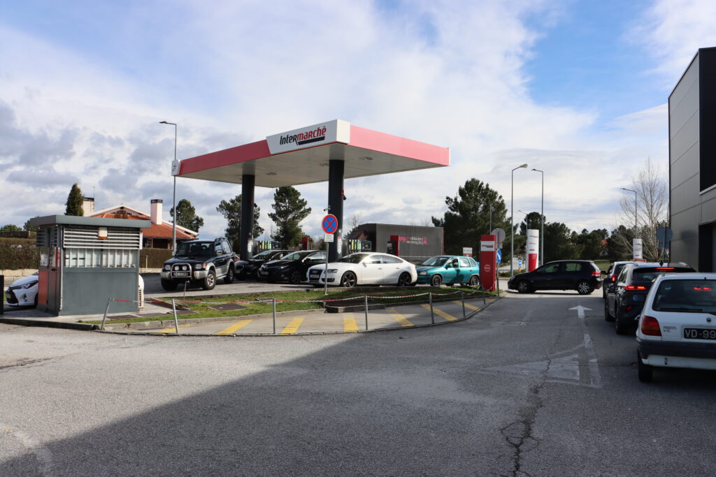 Na Guarda também começou a corrida às bombas de combustível
