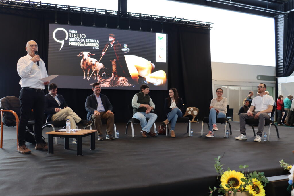 Pastorícia, sanidade animal e sustentabilidade do território em debate na feira do queijo de Fornos de Algodres