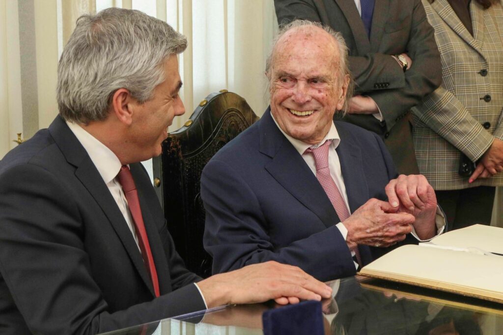 Guarda homenageia Francisco Pinto Balsemão no 25 de Abril