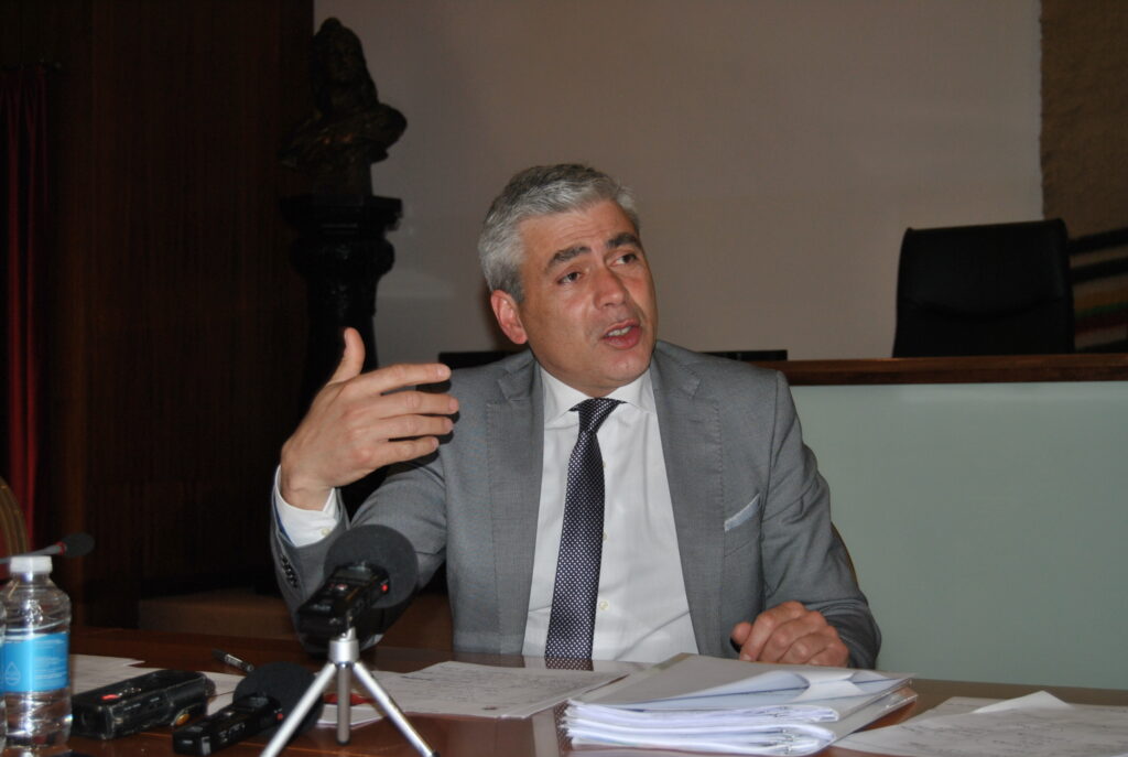 Câmara da Guarda com resultado líquido negativo de 300 mil euros em 2025