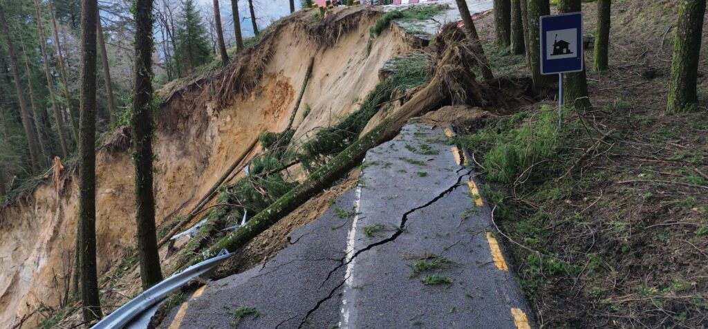 IP propõe construção de curva 300 metros antes do troço que ruiu na Nacional 232