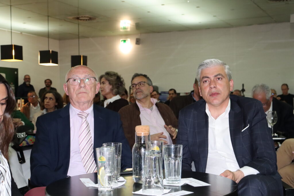 «Quando o poder central não chega, chegam as autarquias». 50 anos do Poder Local esteve em debate na Guarda