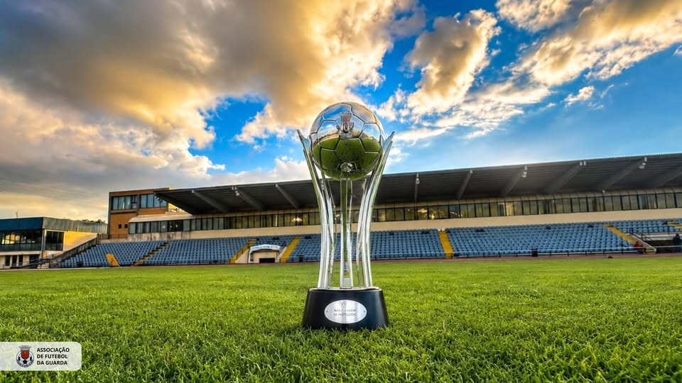 Guarda FC, Aguiar da Beira, Vila Cortês e Fornos discutem passagem à final da Taça de Honra