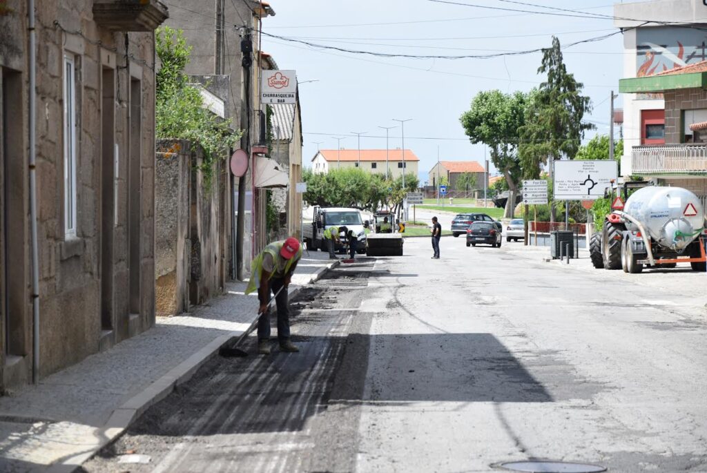 Município de Figueira de Castelo Rodrigo requalifica Rua Álvaro Castelões