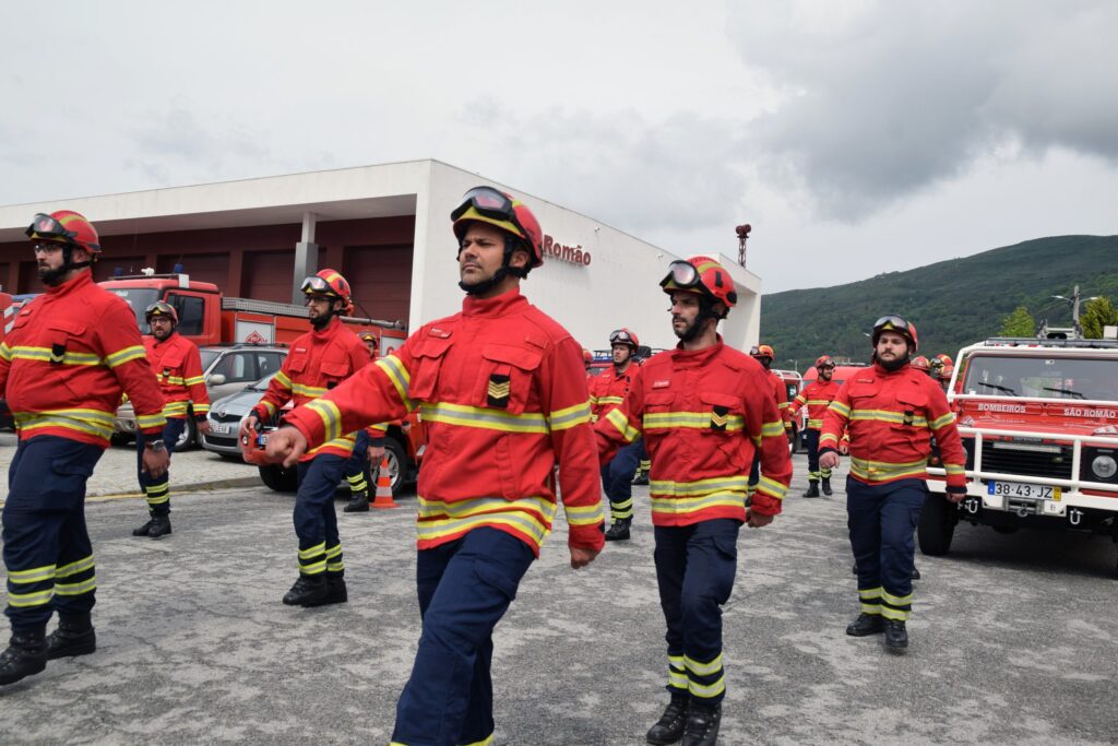 Município de Seia apoia corporações de bombeiros com três novas viaturas